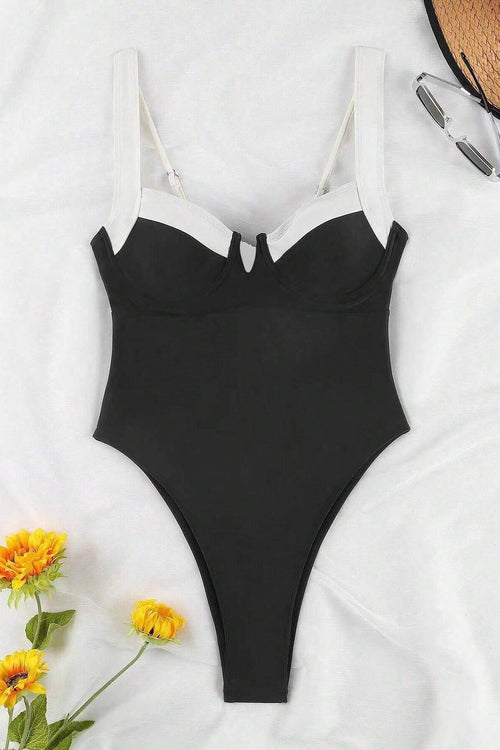 Black And White Patchwork U-Neck One-Piece Swimsuit